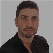 Hola soy Mohamed soy bueno en idiomas. Fui un profesor de francés particular durante unos años con niños que necesitan mejorar su francés. Me considero una persona muy responsable paciente y con muchas ganas de trabajar. Si necesitan mi servicio no duden